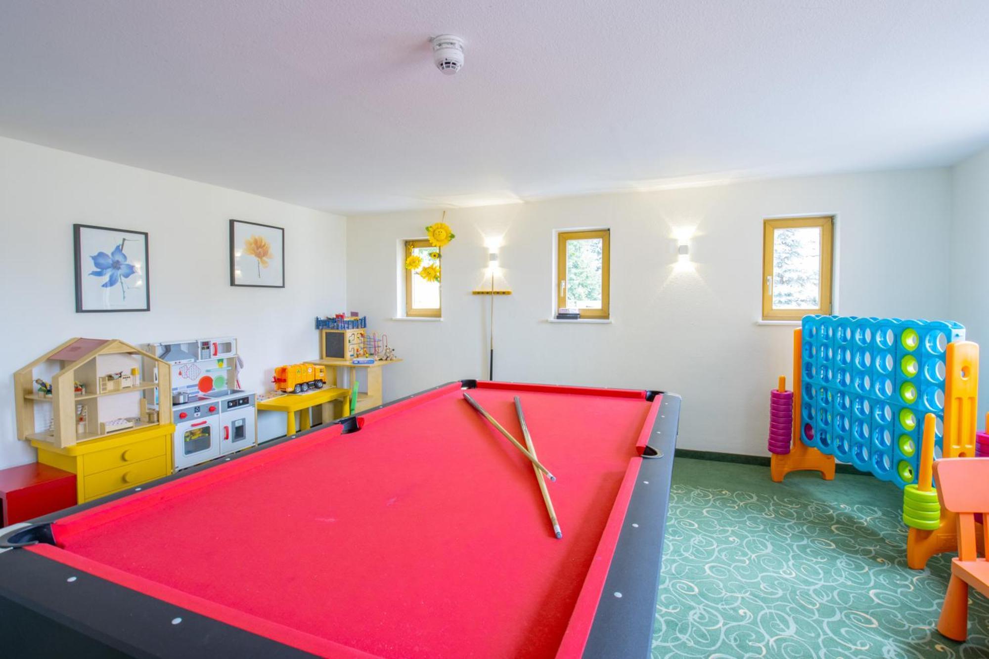 Erzgebirgshotel Freiberger Hoehe 에펜도프 외부 사진