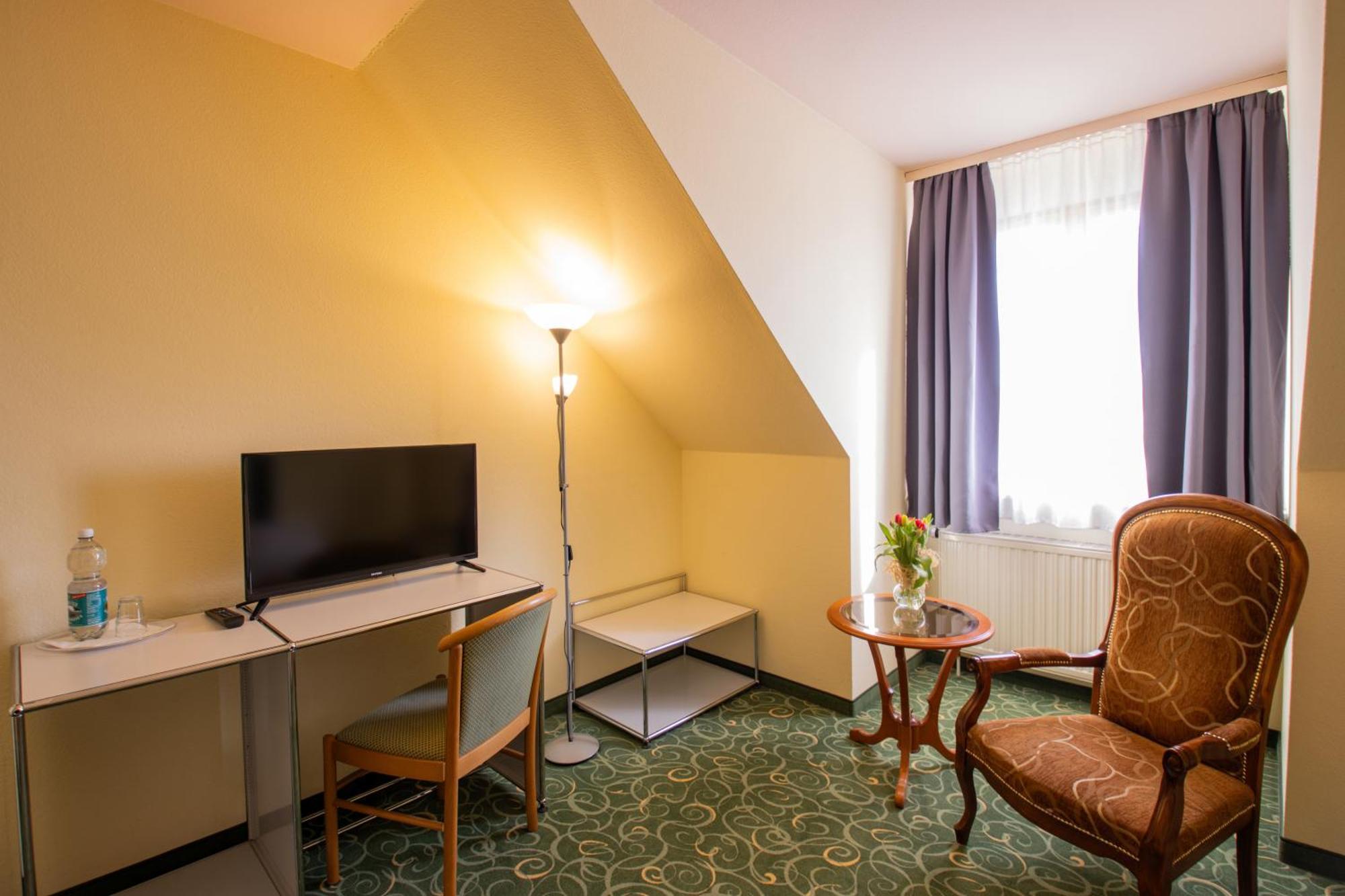 Erzgebirgshotel Freiberger Hoehe 에펜도프 외부 사진