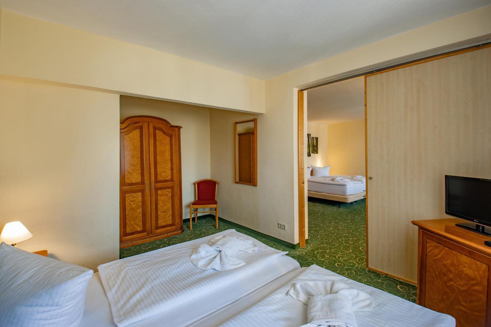 Erzgebirgshotel Freiberger Hoehe 에펜도프 외부 사진