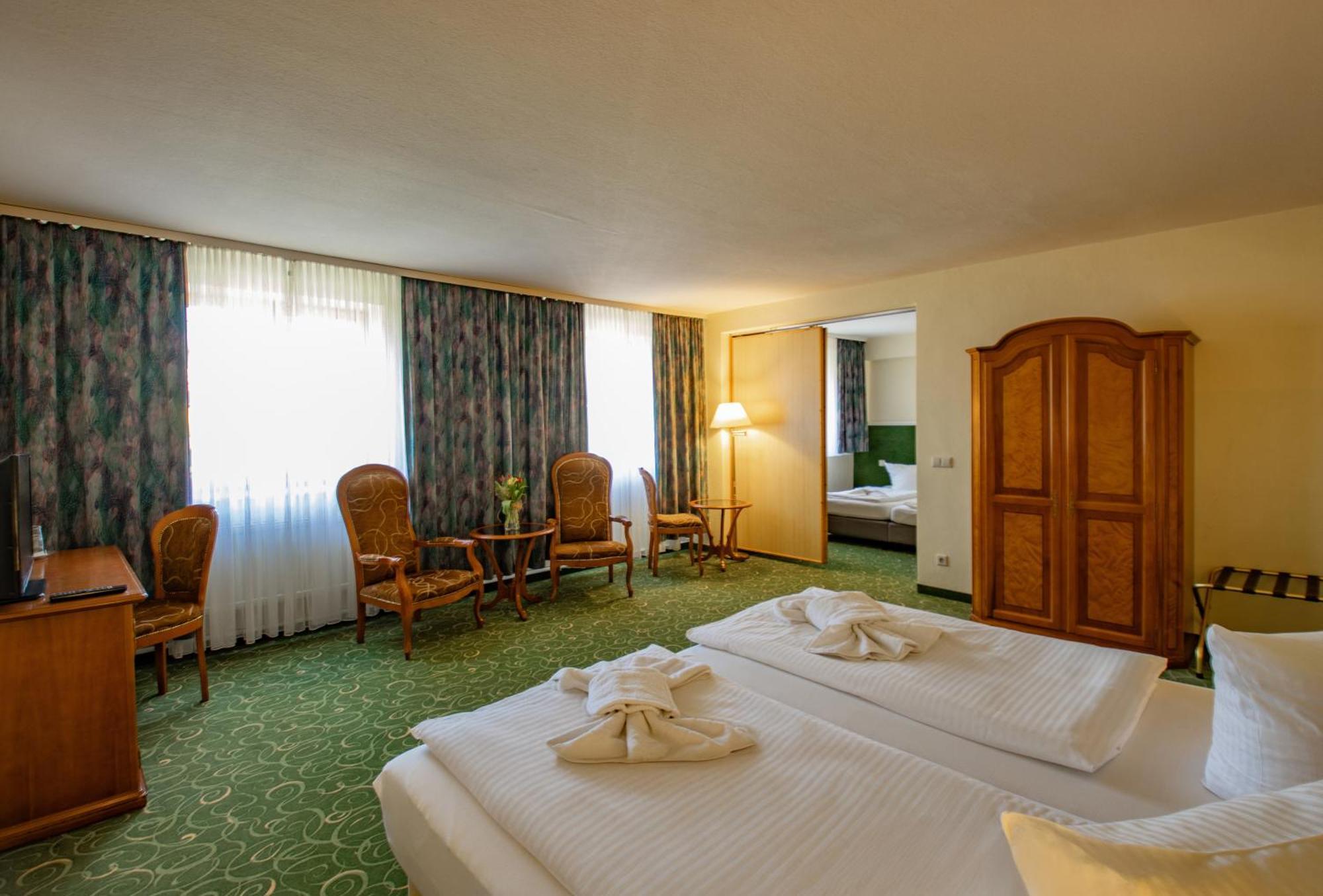 Erzgebirgshotel Freiberger Hoehe 에펜도프 외부 사진