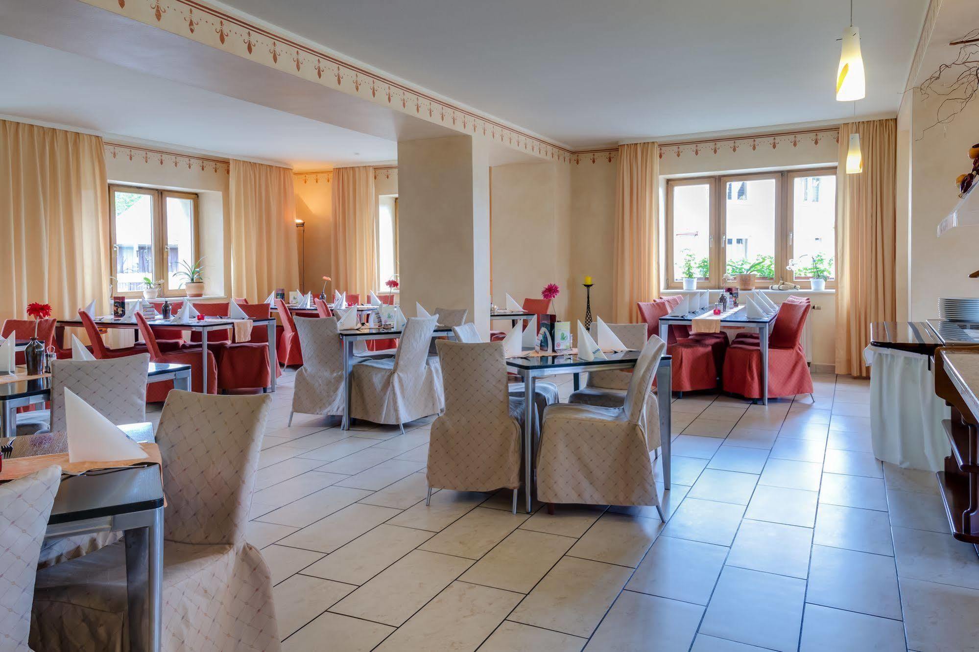 Erzgebirgshotel Freiberger Hoehe 에펜도프 외부 사진