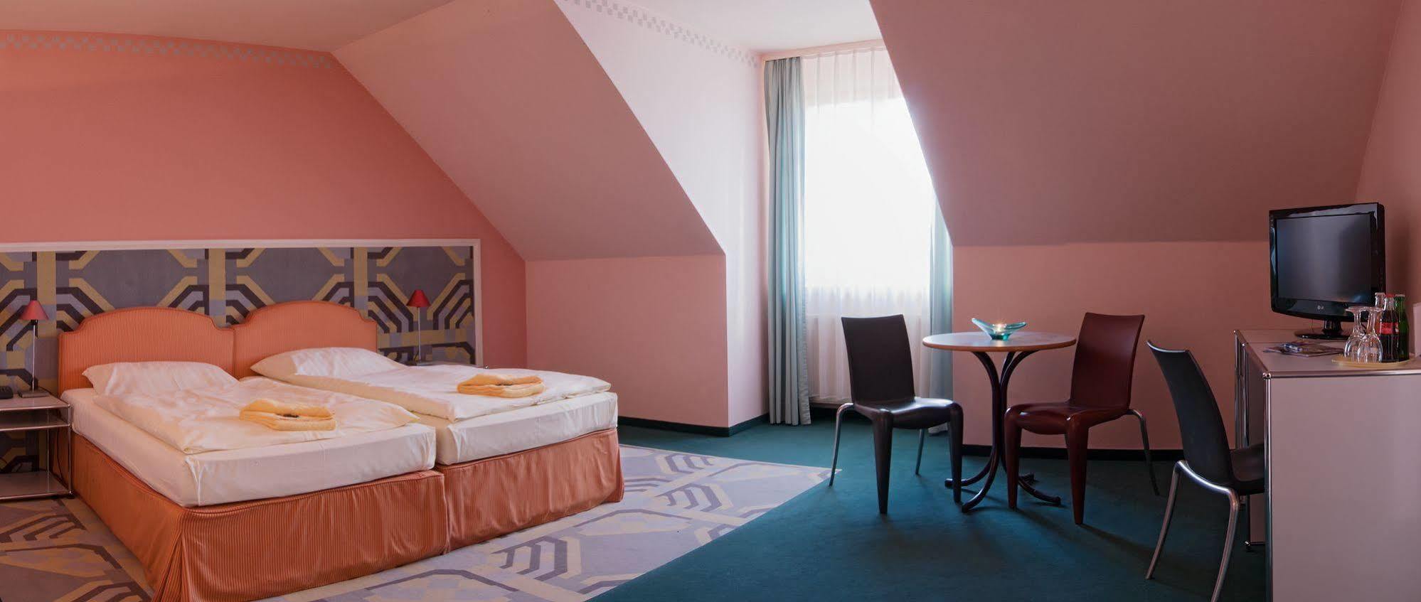 Erzgebirgshotel Freiberger Hoehe 에펜도프 외부 사진